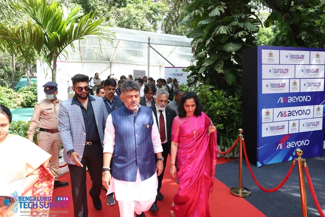 Conversation with Honorable Chief Minister of Karnataka — Photo 9